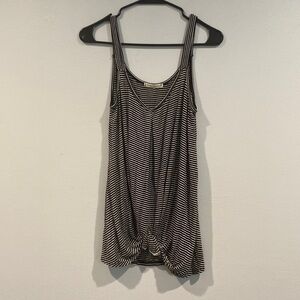 Twenty Second Black and White Striped V-Neck Tank Top - Size Medium